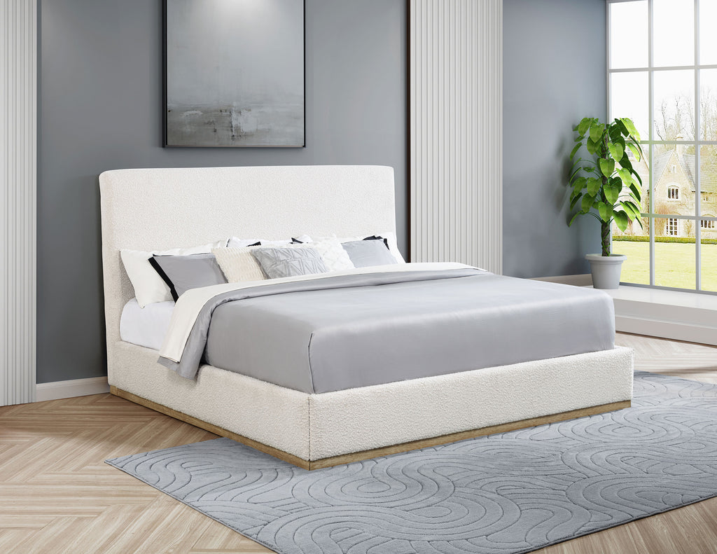 Cama King tapizada modelo Knox