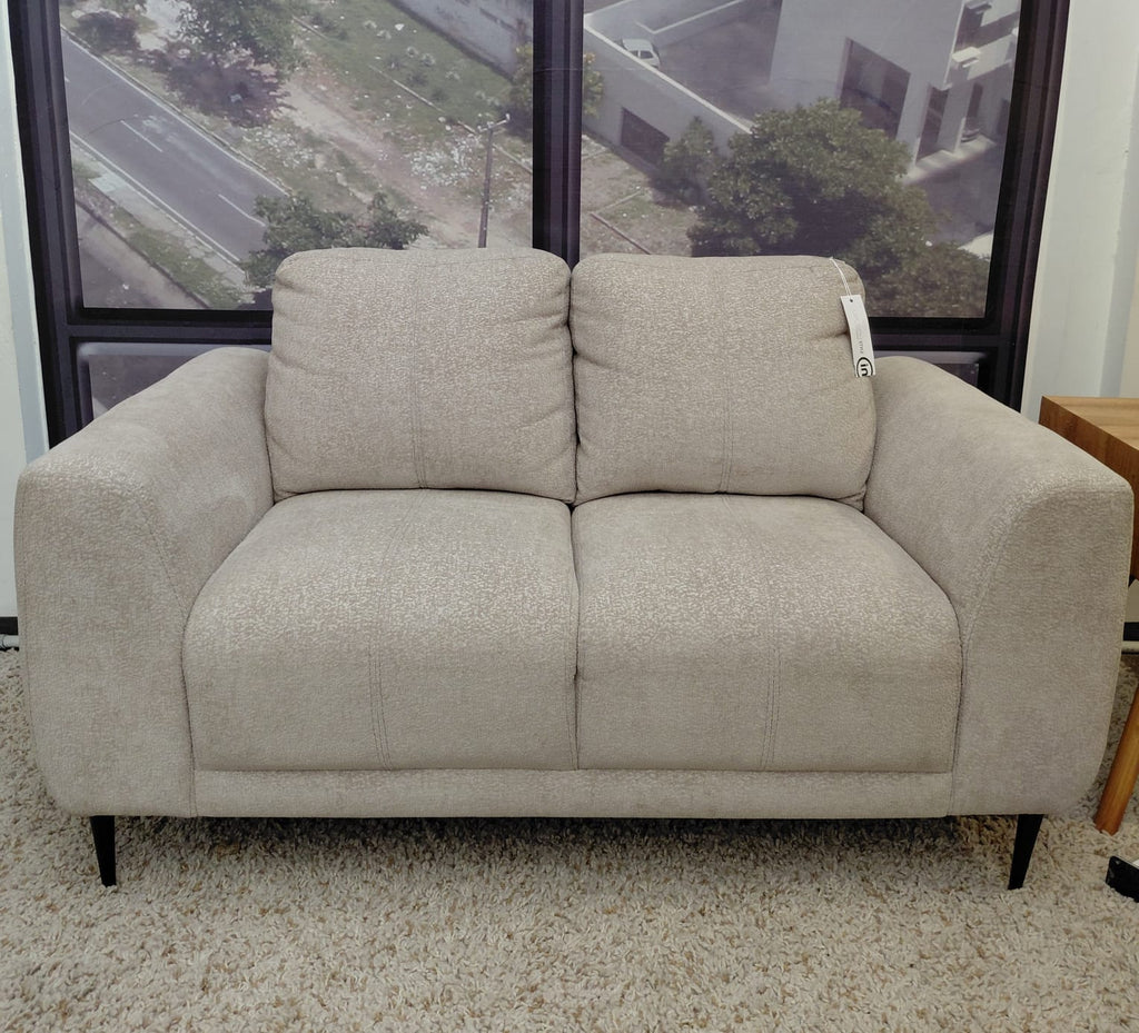 Love Seat Madero